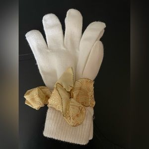 Girls gloves